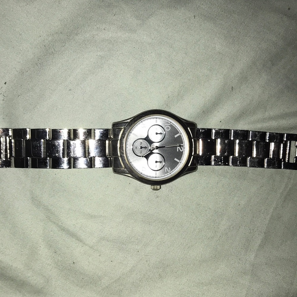 Sliver watch